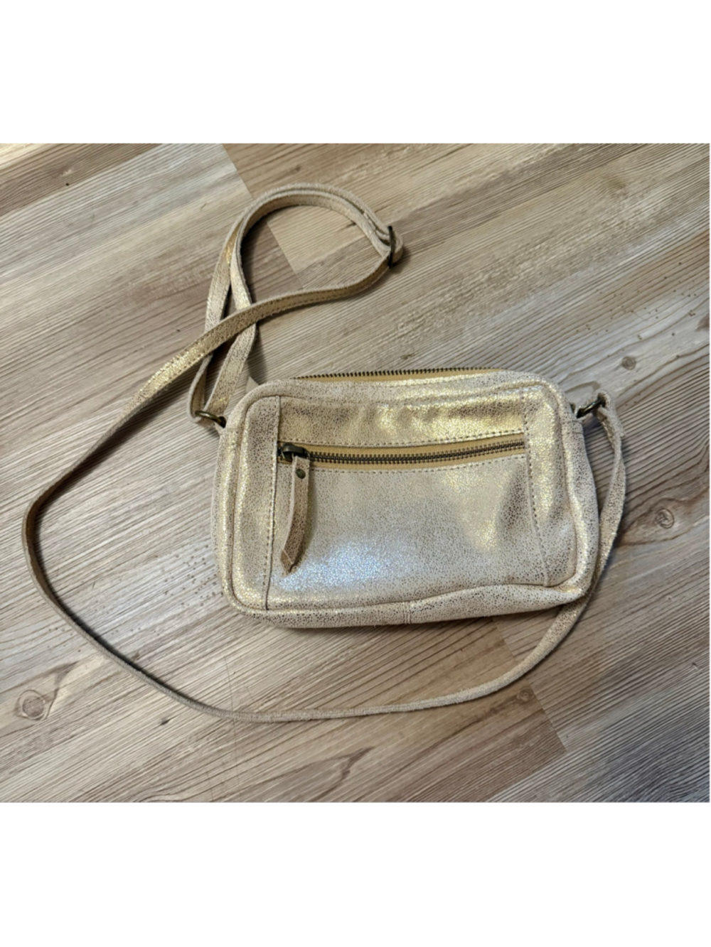 Women's Dominic Gold Leather Crossbody Bag One Size